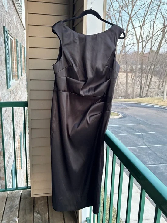 🆕✨ Aidan Mattox Adrianna Papell Black Satin Sheath Dress Midi Size 16 Classic - Picture 4 of 17